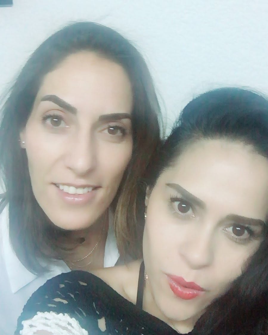 Alejandra Tapia con Aldonza Vélez