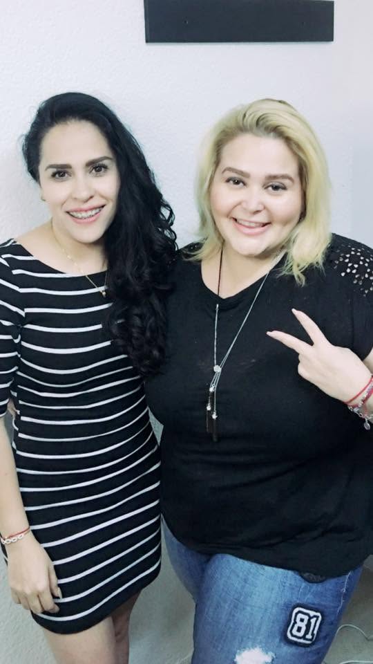 Alejandra Tapia con Sheila